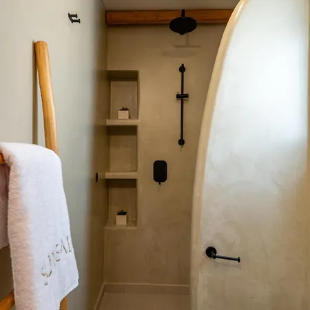 בית נופש Sunsal Luxury - Sky נאוסה